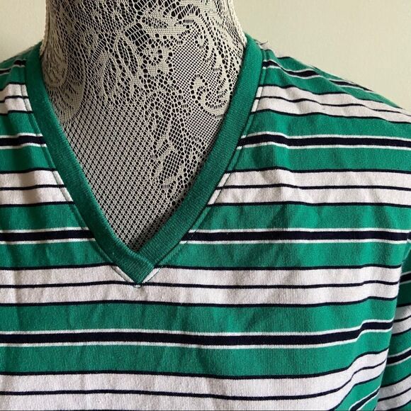 Vintage Classic Elements Striped pattern V-Neck short sleeve top - Picture 11 of 11